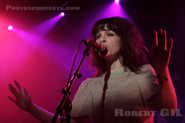 JESCA HOOP - 2010-03-29 - PARIS - La Maroquinerie - 